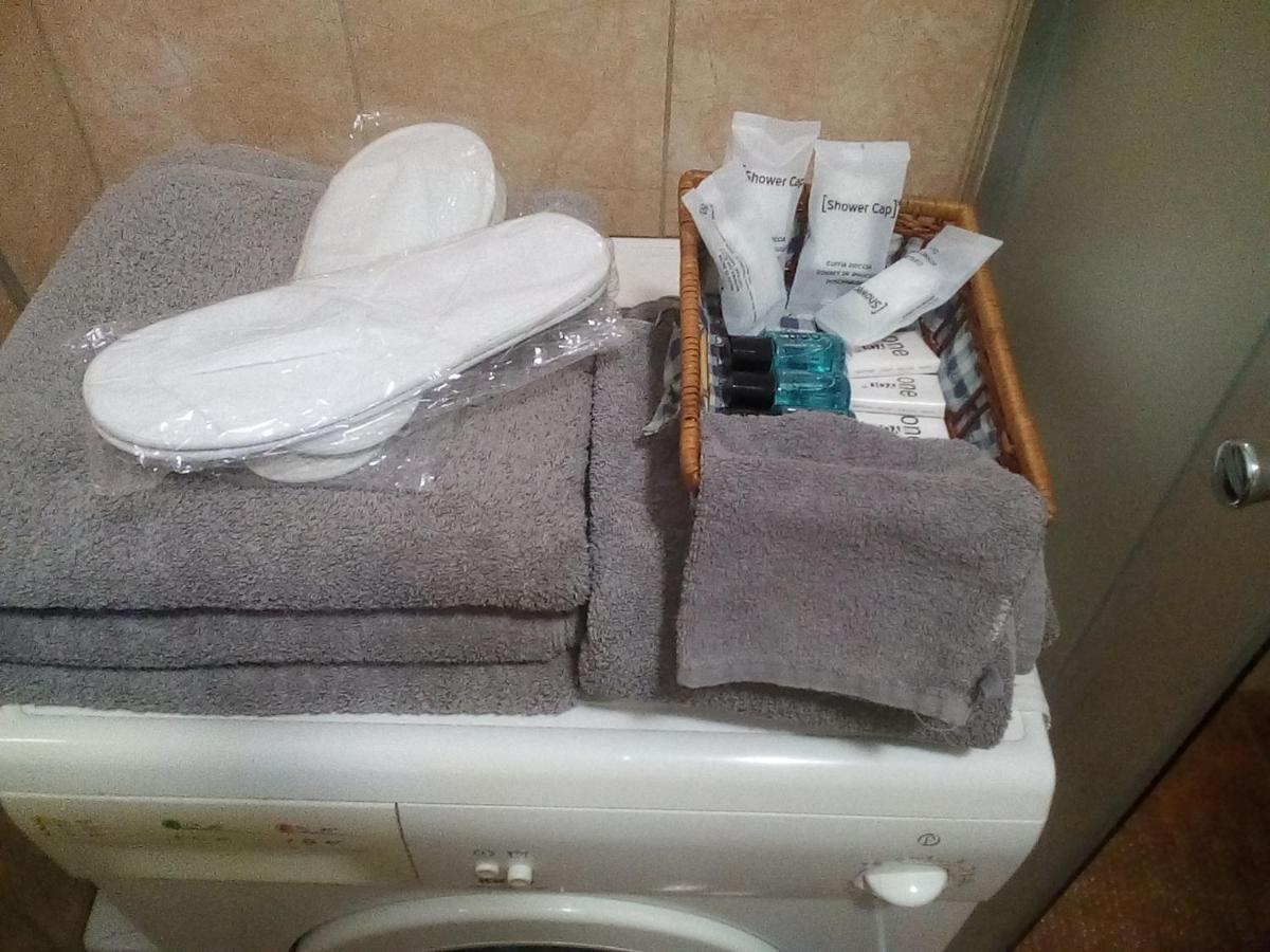 Moezsi Apartman Tolna Buitenkant foto